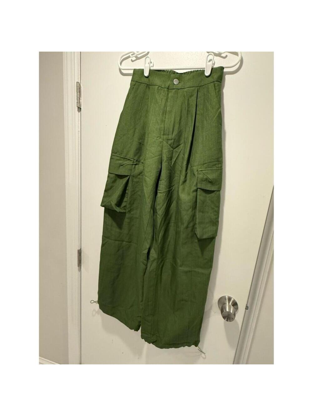 Halara Olive Green Wide-Leg Cargo Pants